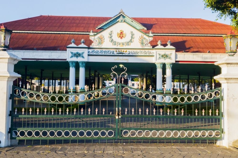 Nikmati Serunya Wisata Yogyakarta dengan Sewa Mobil yang Nyaman